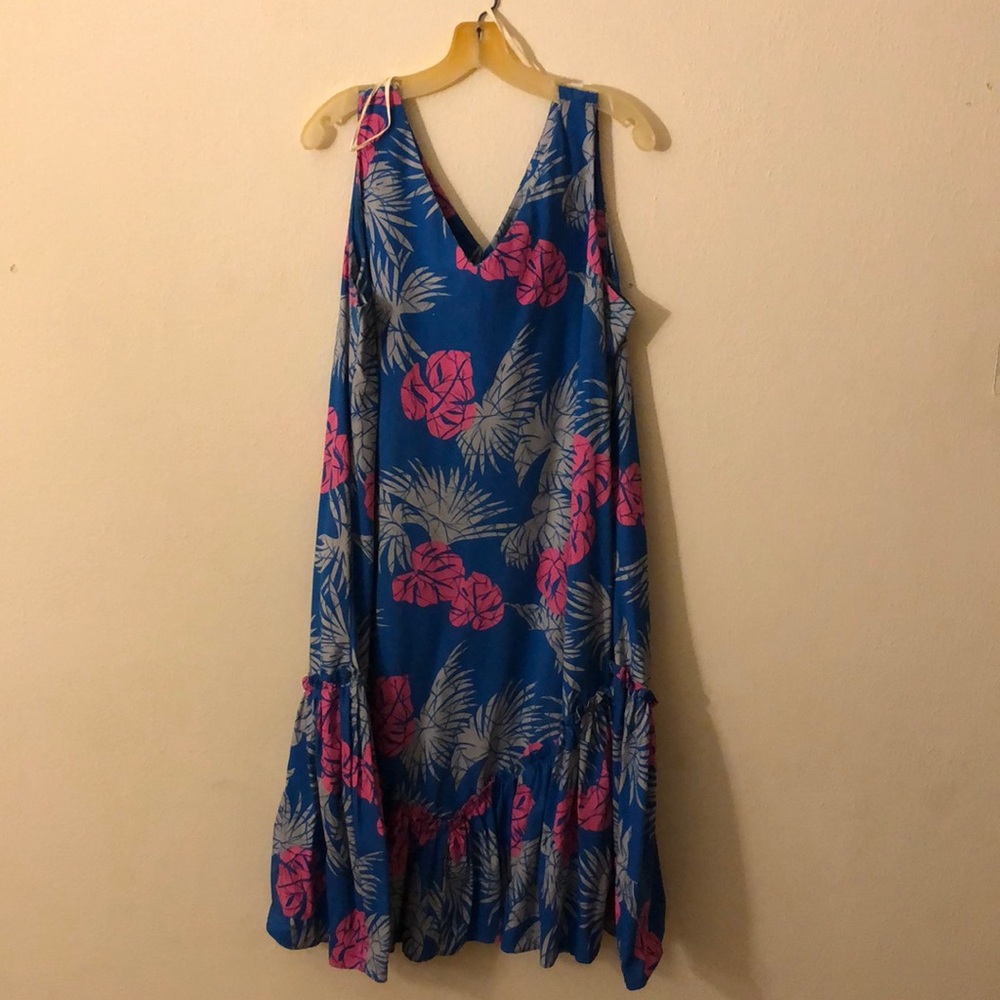 Hawaiian mid length dress
